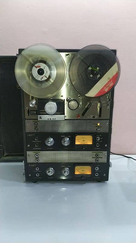 AKAI spool reel to reel 7