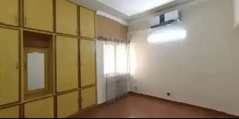 G-11/4 FGEHA E-Type 2nd Floor Flat For Sale 3