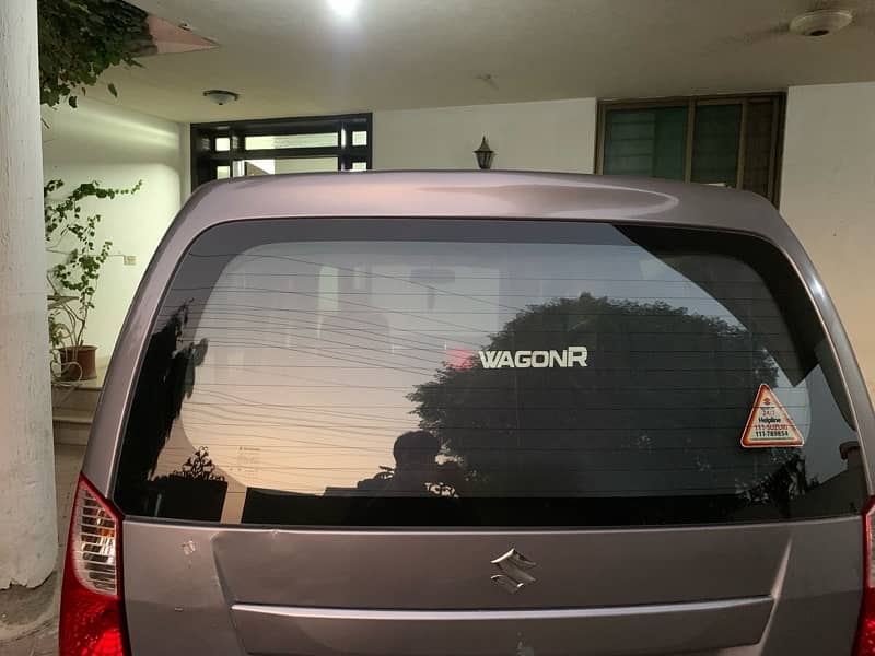 Suzuki Wagon R 2018 9