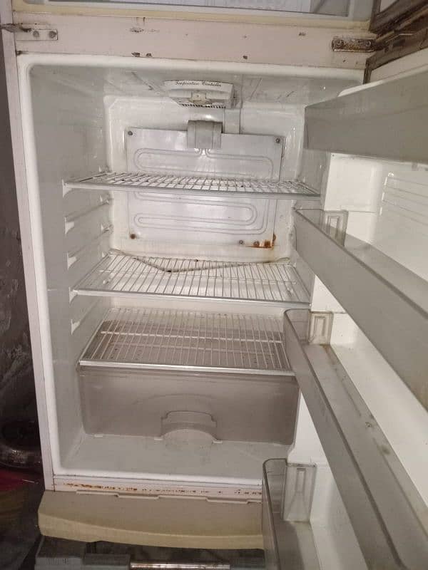 Dawlance Refrigerator for sale 2