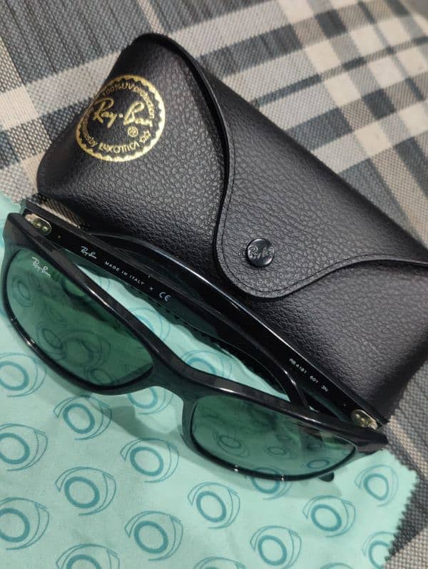 RayBan Original Wayfarer Sunglasses 2