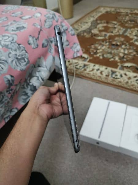 iPad 9 gen 64 gb 4