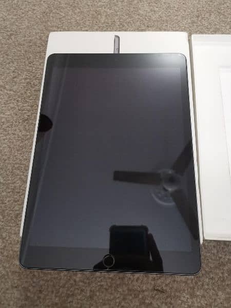 iPad 9 gen 64 gb 12