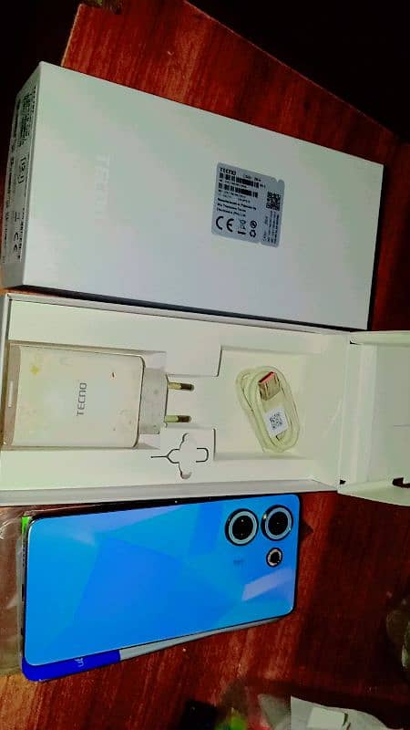 Tecno Camon 20 16Gb Ram 256Gb Memory 1