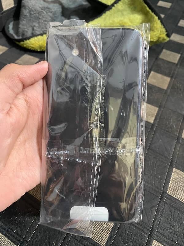 iPhone 11 box pack 64gb 100% health jv black colour 5