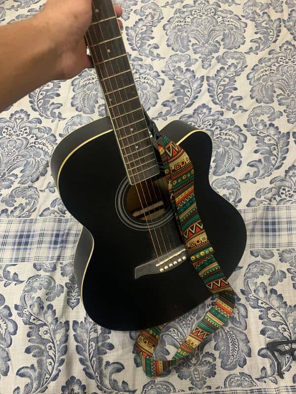 Almost New Guitar for sale 3