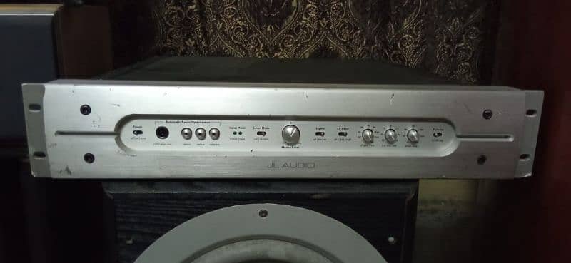 JL Audio SA-2kw Subwoofer Amplifier JL audio sa 2kw sound system 1