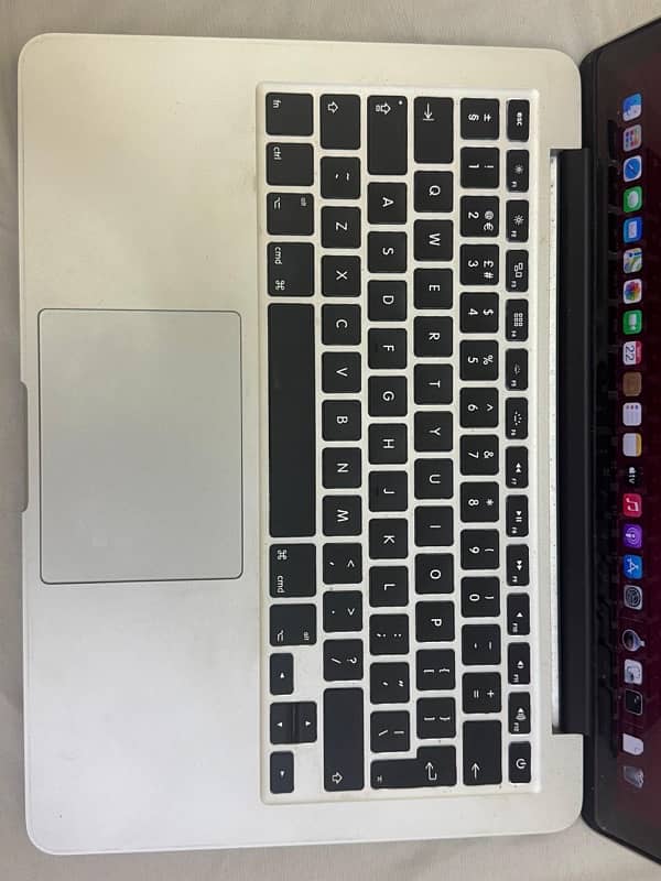 Macbook pro  Retina 13inch 2