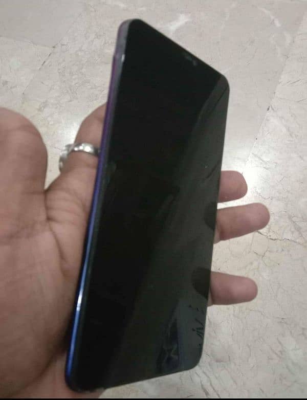 I'm selling my vivo Y85a all ok 2