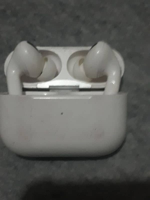 Earphones used all okay condition 10/9 3