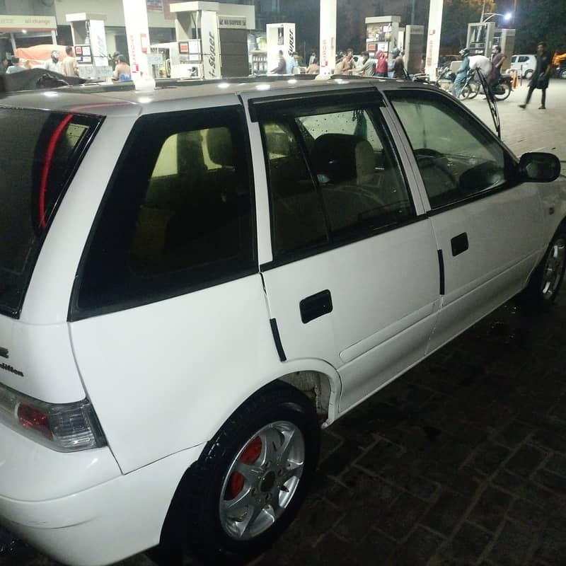 Suzuki cultus 2016 LE 1