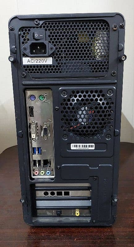 Core i5 4th Generation, Lenovo, HP & Dell PC Qoud Core & Core 2 Duo 15