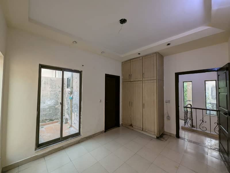 3 Marla House For Sale in Paragon City 2