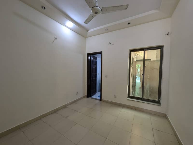 3 Marla House For Sale in Paragon City 15