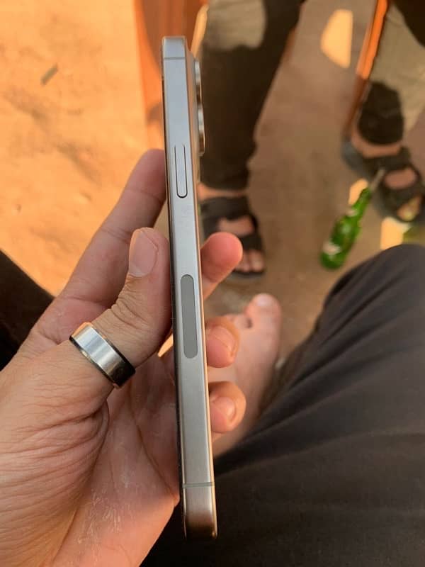 I phone 15 pro max 512 GB LLA non PTA 5