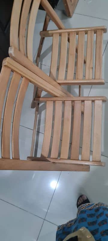 beautiful wooden folding chairs 1