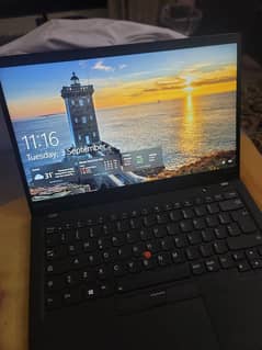 Lenovo x1 carbon Ultrabook i7 7th gen (10/10)