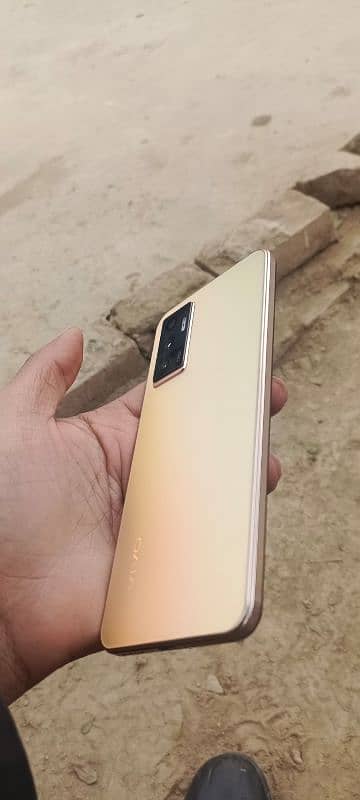 vivo v23e Gold colure in display finger print 12gb ram 256 gb memory 2