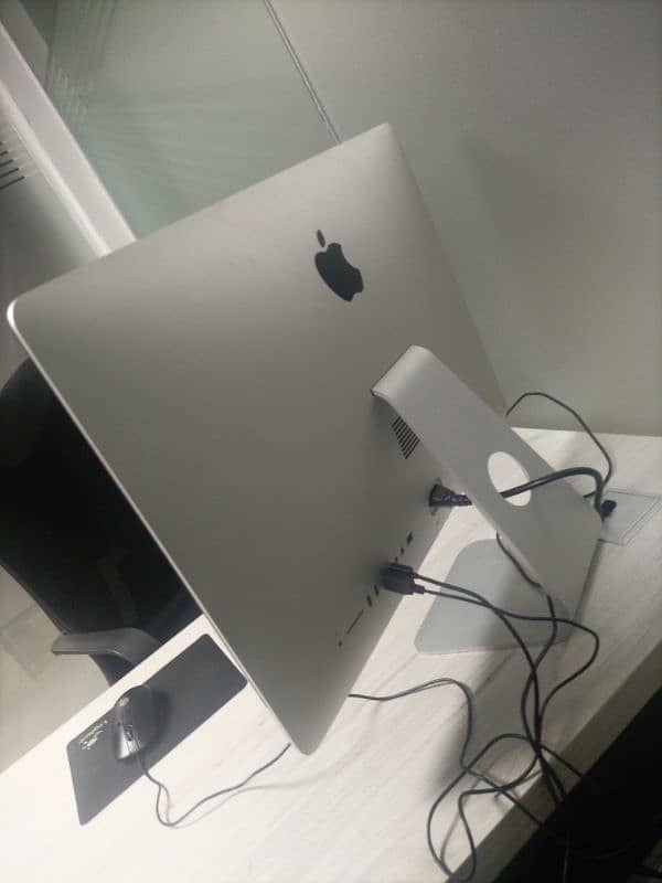 apple iMac slim all in one 2015 urgent for sale 1