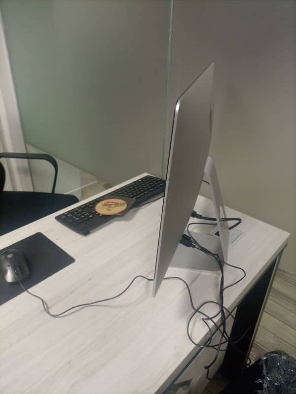 apple iMac slim all in one 2015 urgent for sale 2