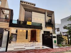 10 Marla brand new luxury house for sale