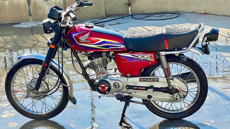 honda 125 2016-17 model lush condition 0