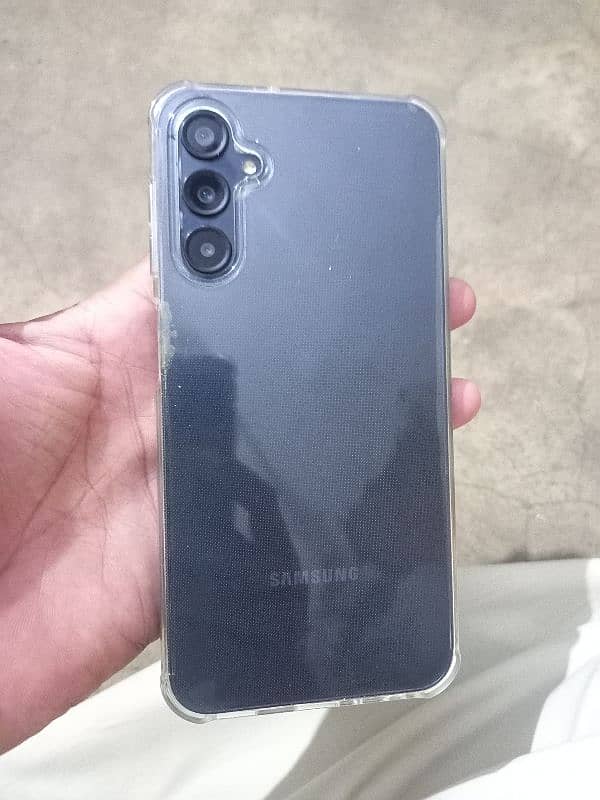 samsung A24 6 128gb 10/10 condition 2