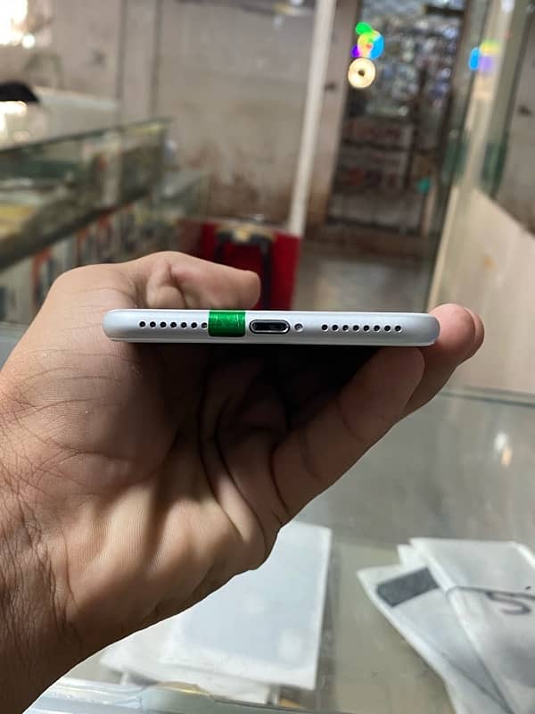 i phone 7 Plus 128Gb non pta sim time full 3