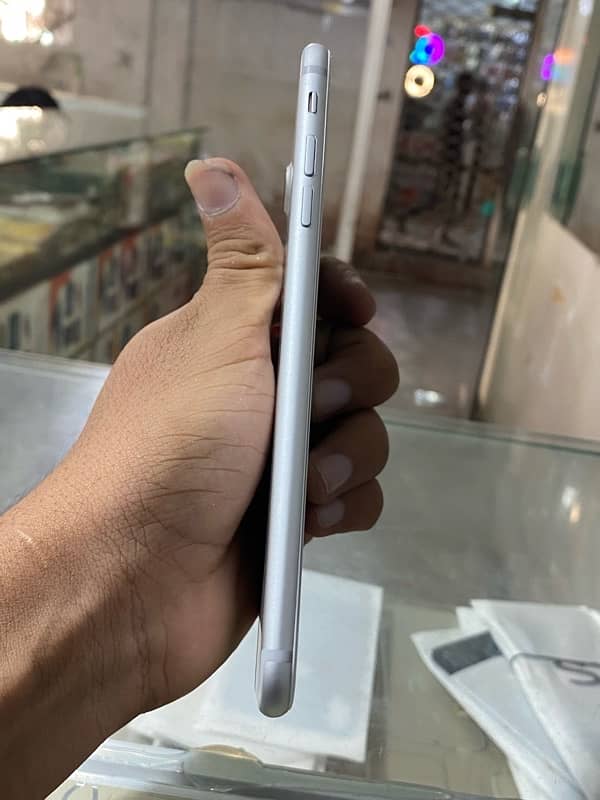 i phone 7 Plus 128Gb non pta sim time full 4