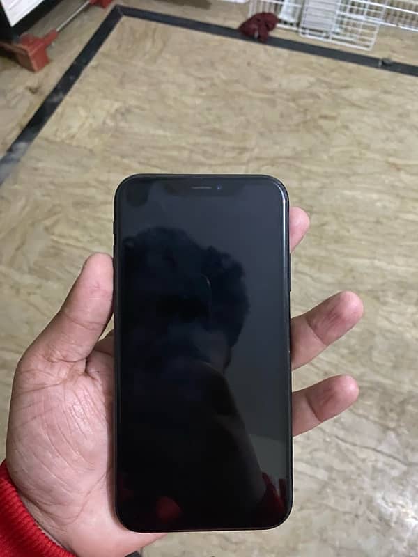 iphone XR 0