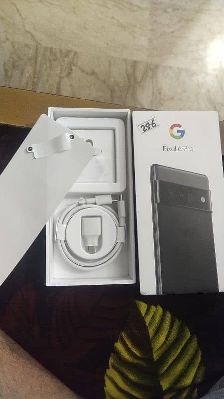 Google pixel 6 pro 10 /10 condition full new 1