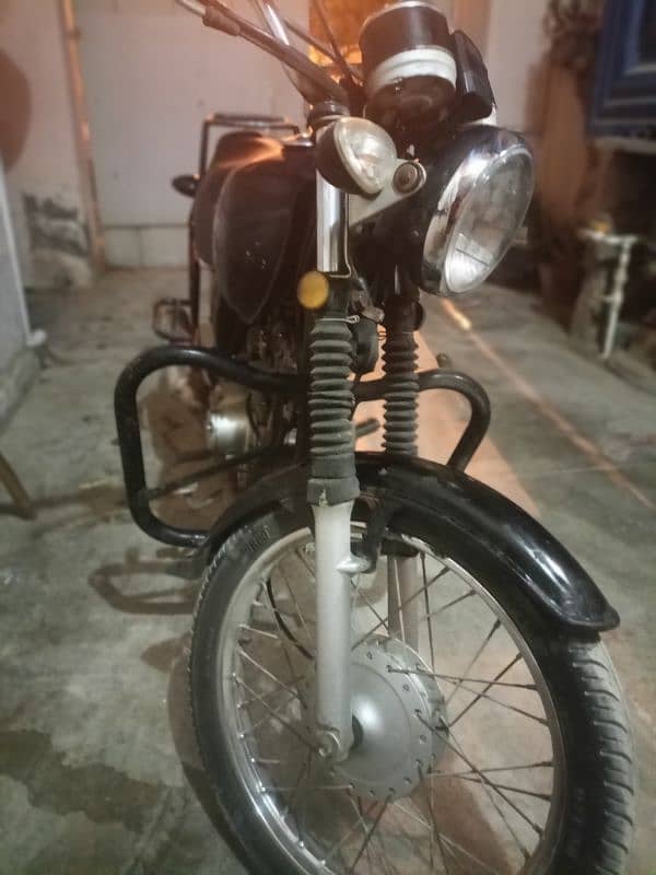 Suzuki GS 125 / 150 4