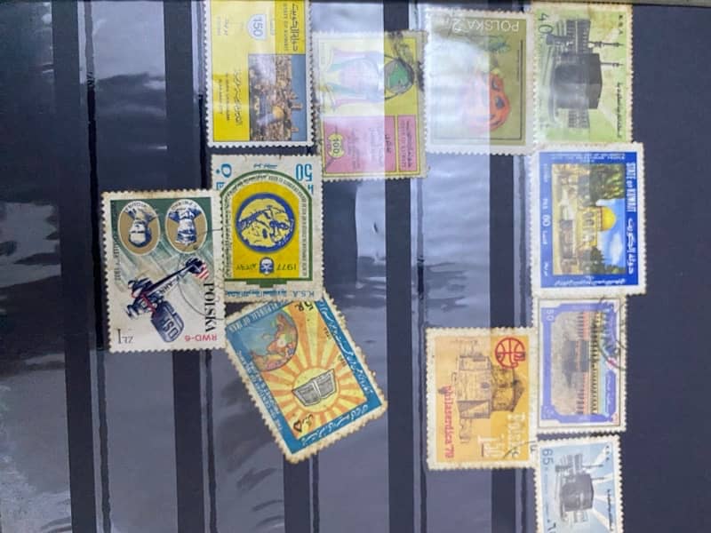 For Richest People Of Pakistan Rare & Vintage Postage Stamps 9