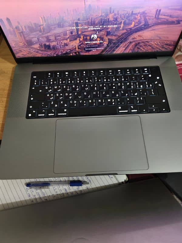 MacBook M2 Pro 1