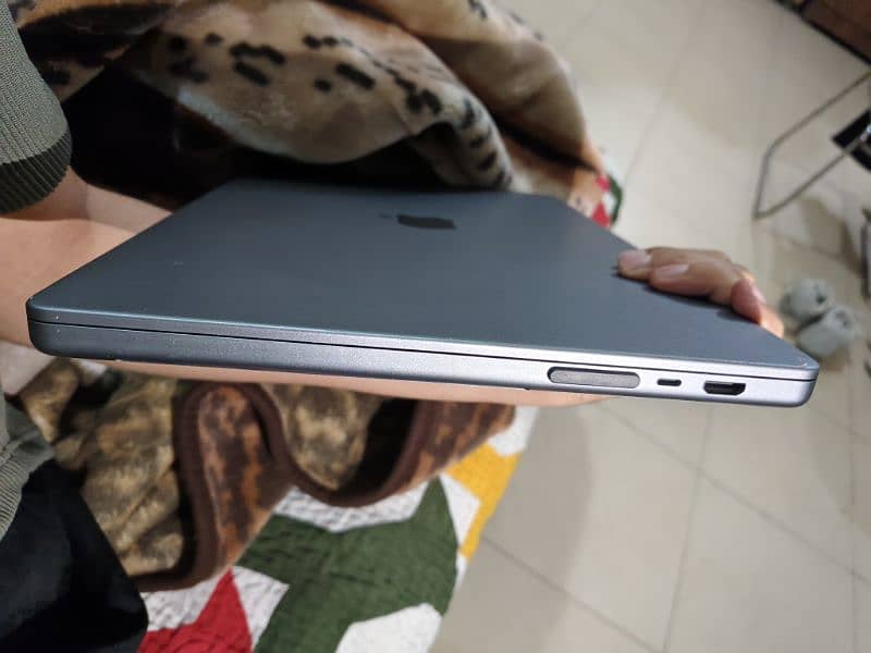 MacBook M2 Pro 3