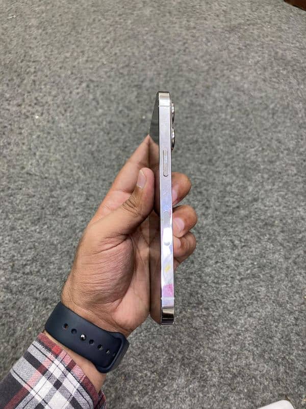 IPhone 13 Pro 256GB Non PTA 4