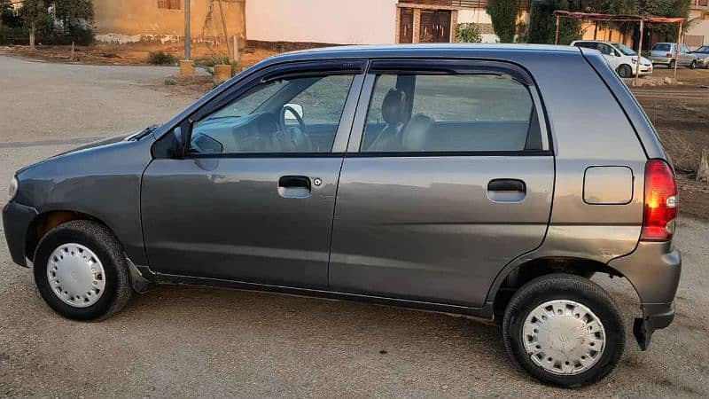 Suzuki Alto 2011 6