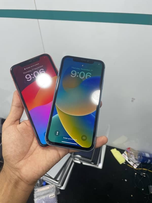 iPhone XR 64 gb 5