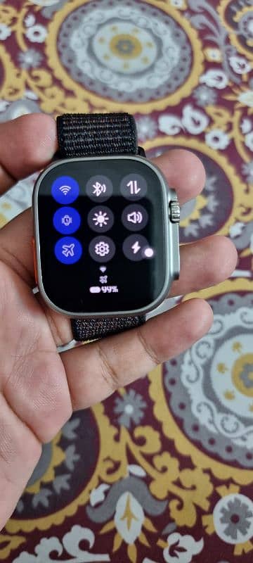 Android watch feature as like apple watch or Samsung watch 9