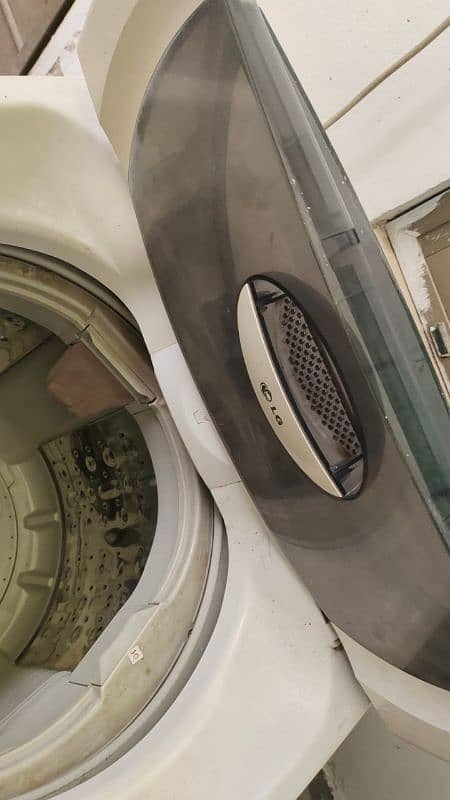 lg automatic washing and drying machine 3