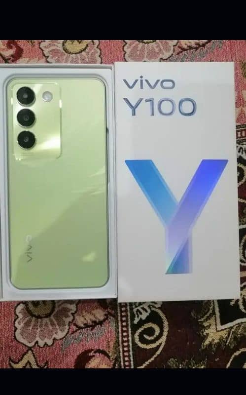 VIVO Y100 8/256 GB. 2