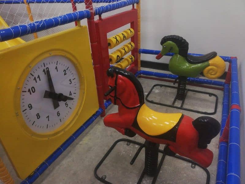 trampoline  jumping  rides  soft play area 8