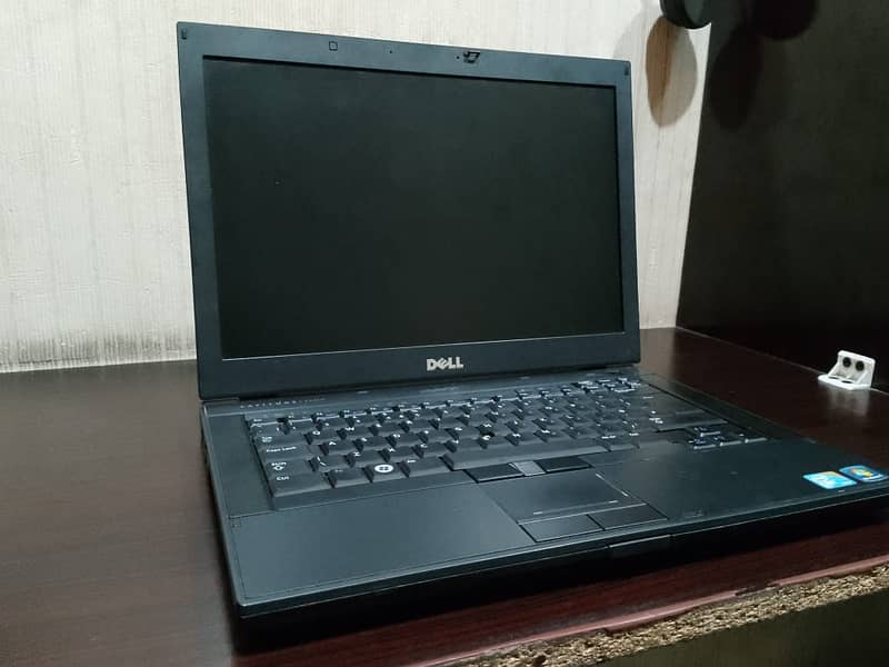 Dell Laptop Core i5 2.40 GHz Processor 6