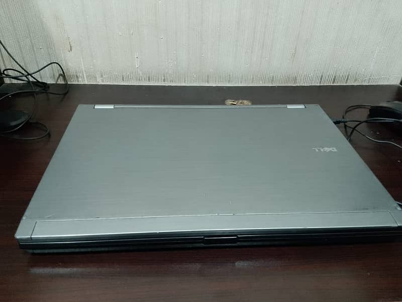 Dell Laptop Core i5 2.40 GHz Processor 7