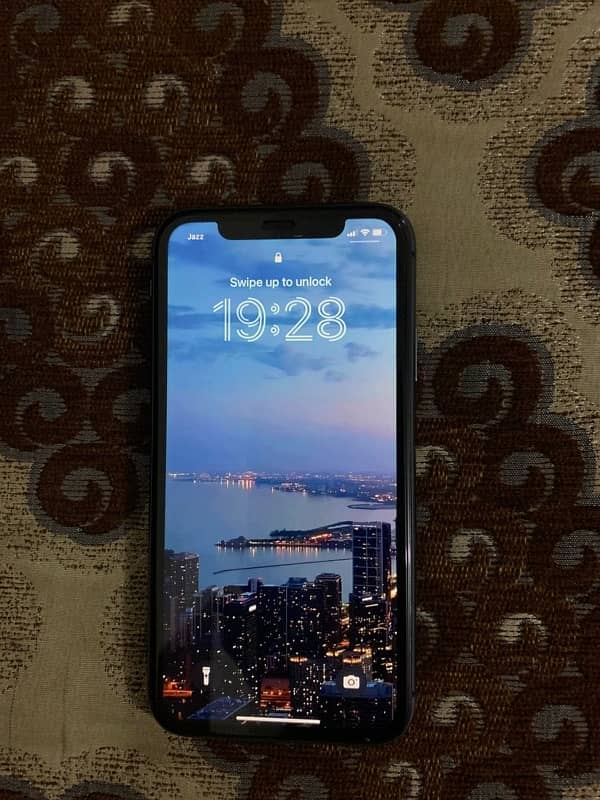 Iphone 11 64gb non pta factory unlocked 3