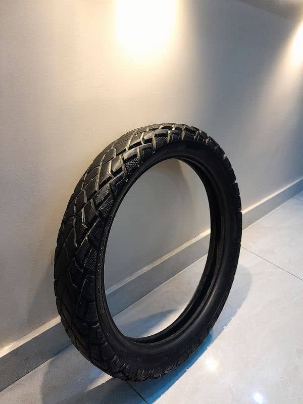 DSI Tubeless Tyre for YBR YBR G CB 150 GS 150 GR 150 or any other bike 1