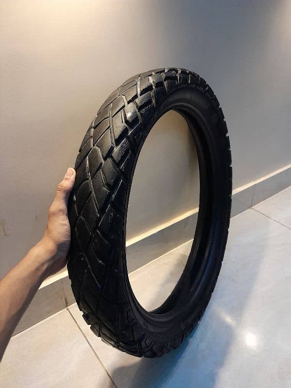 DSI Tubeless Tyre for YBR YBR G CB 150 GS 150 GR 150 or any other bike 6