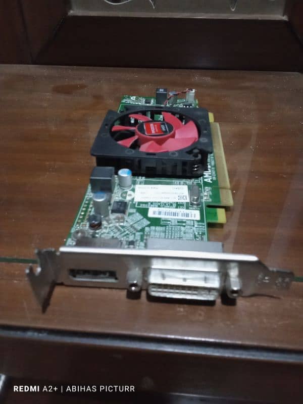 Graphic card 1 gb 1