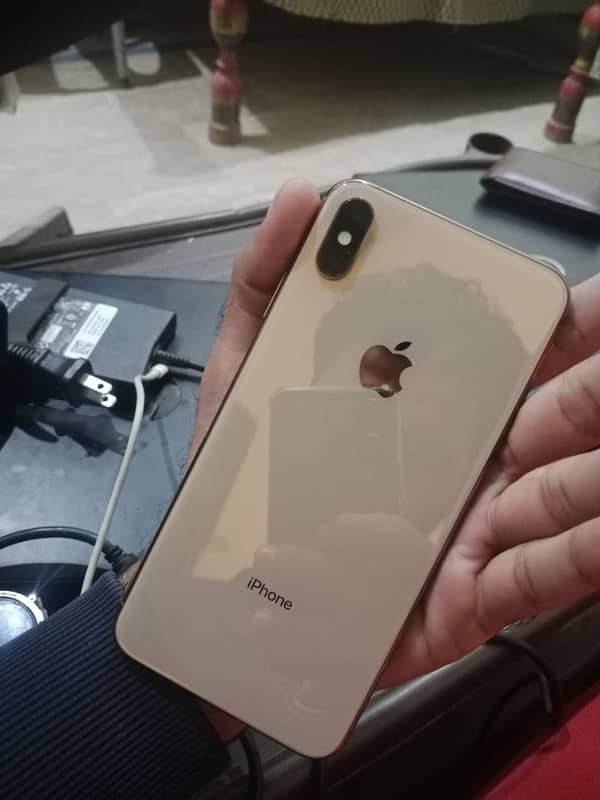 iPhone XS Max PTA Gold 256GB 1