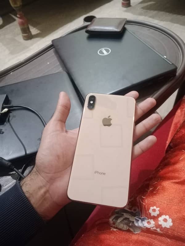 iPhone XS Max PTA Gold 256GB 8